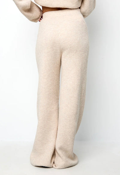 Cozy Cecilia Beige
